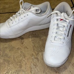 Womens Reebok shoes